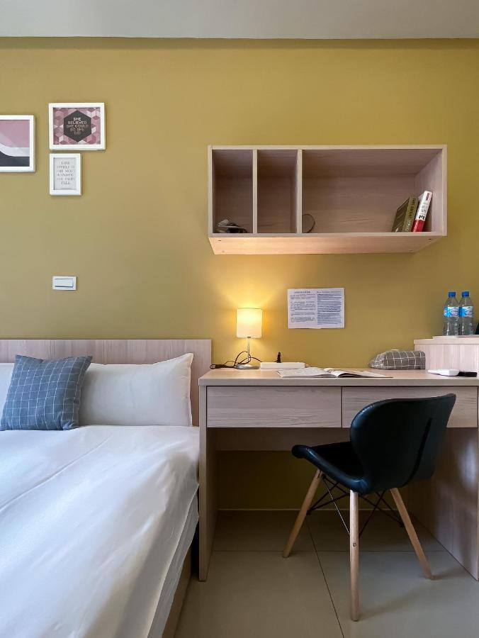Adagio Hostel Тайчжун Экстерьер фото