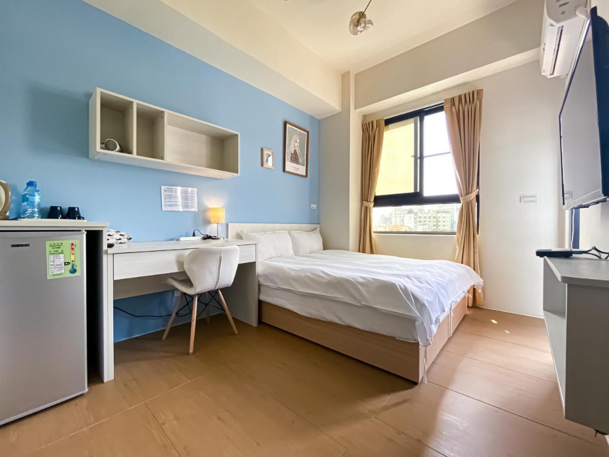 Adagio Hostel Тайчжун Экстерьер фото