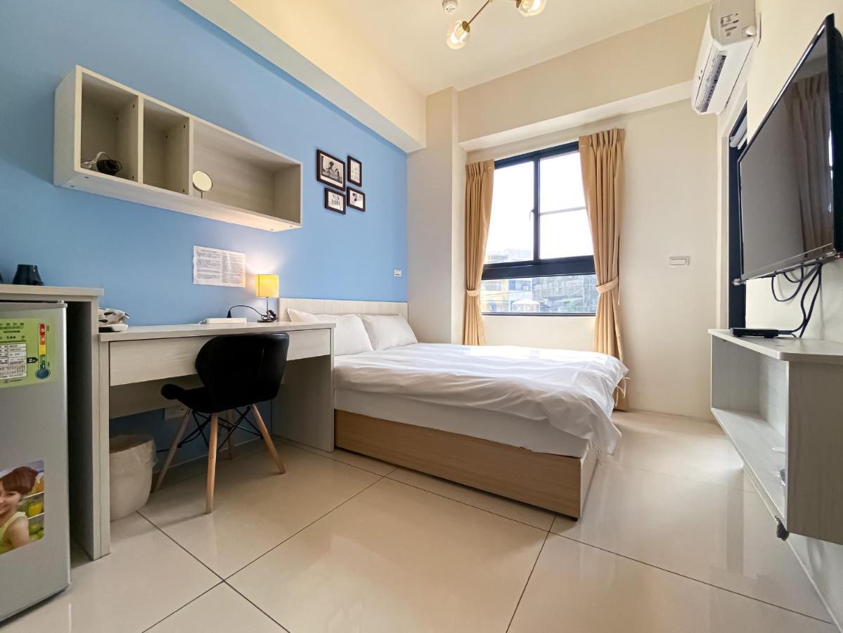 Adagio Hostel Тайчжун Экстерьер фото