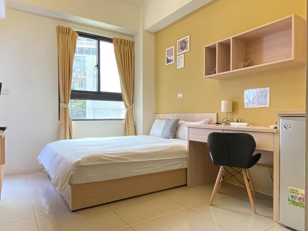 Adagio Hostel Тайчжун Экстерьер фото