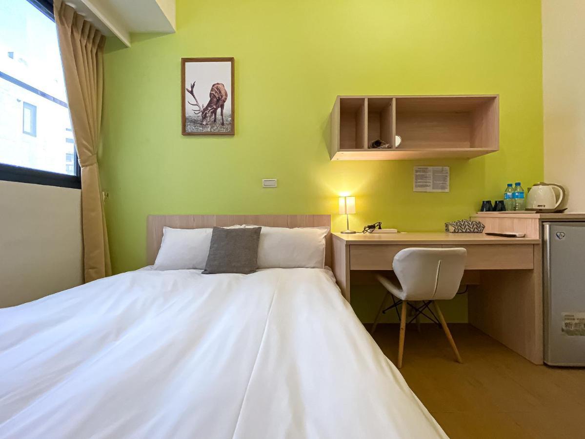 Adagio Hostel Тайчжун Экстерьер фото