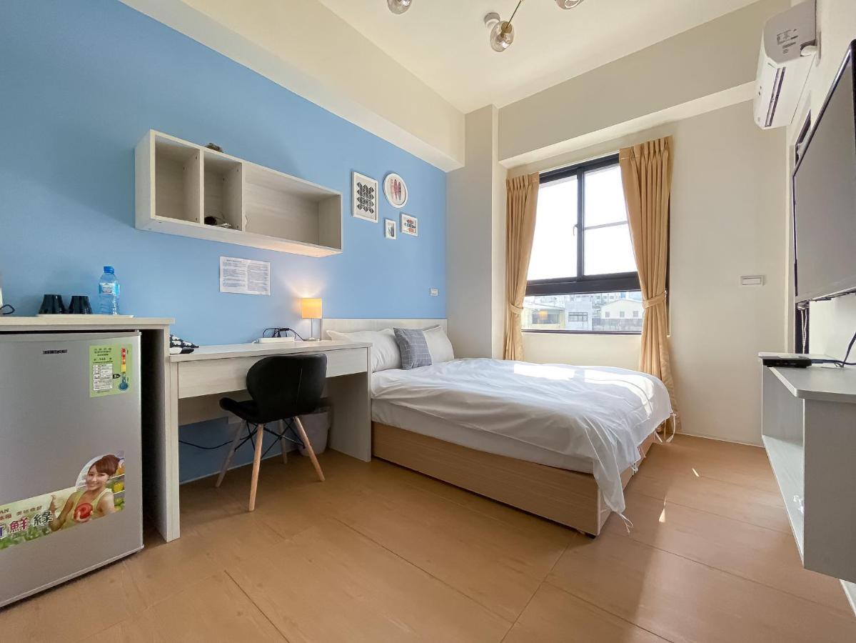 Adagio Hostel Тайчжун Экстерьер фото