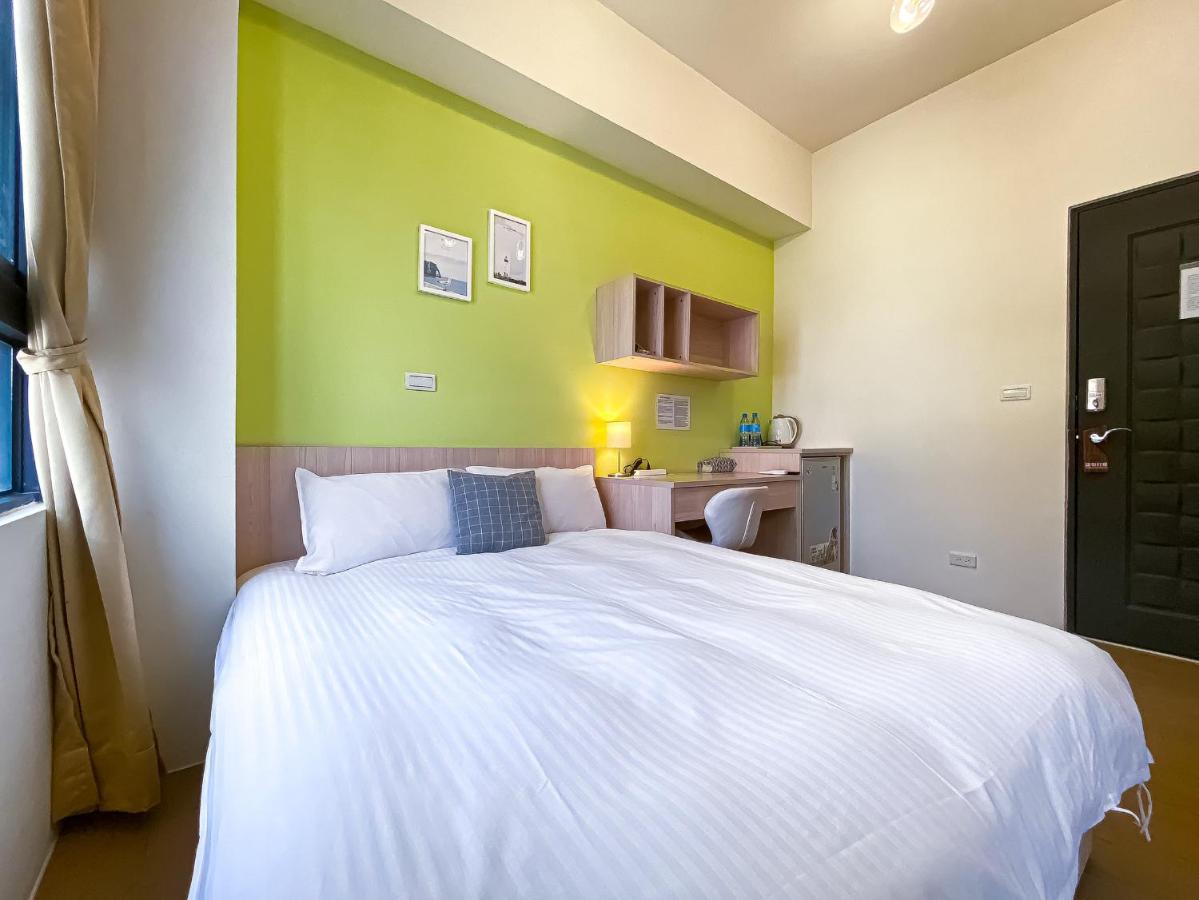 Adagio Hostel Тайчжун Экстерьер фото