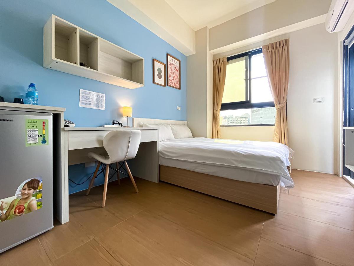 Adagio Hostel Тайчжун Экстерьер фото
