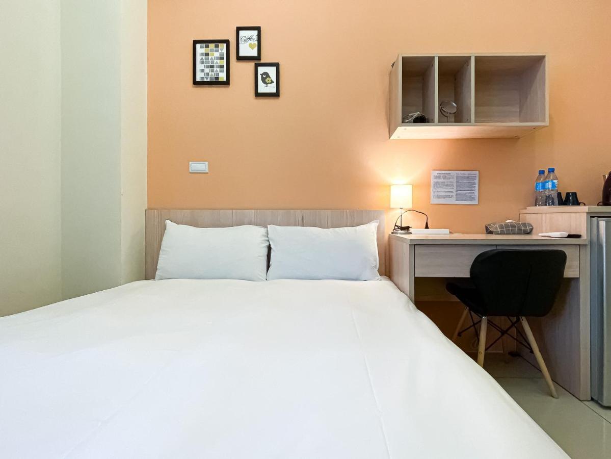 Adagio Hostel Тайчжун Экстерьер фото