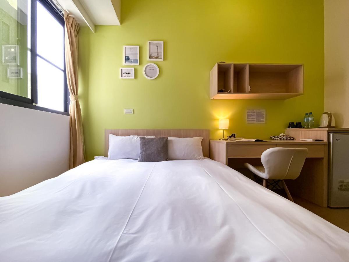 Adagio Hostel Тайчжун Экстерьер фото