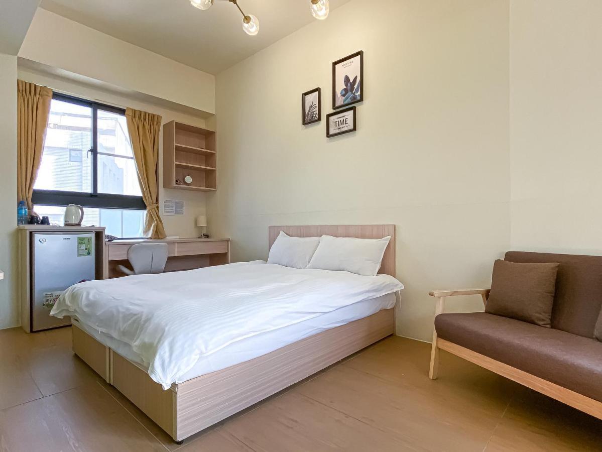 Adagio Hostel Тайчжун Экстерьер фото