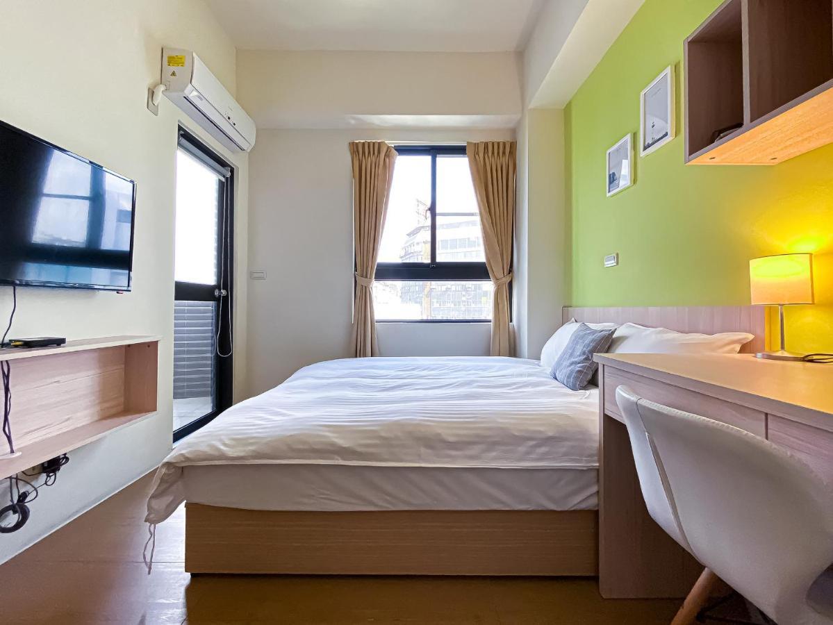 Adagio Hostel Тайчжун Экстерьер фото
