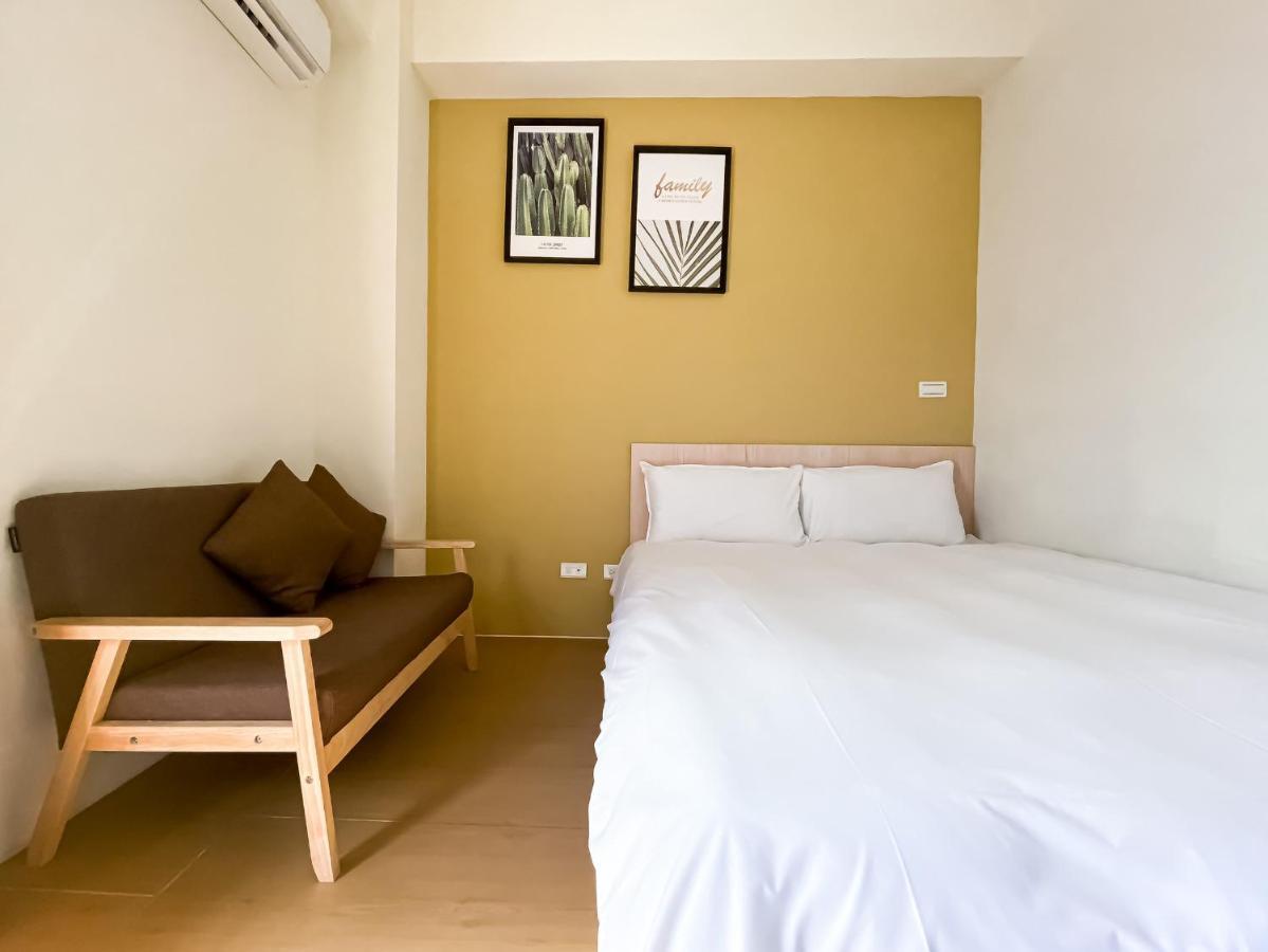 Adagio Hostel Тайчжун Экстерьер фото